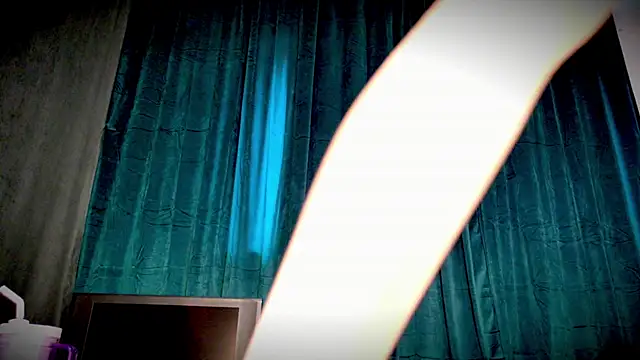 Bellydevilmilky webcam