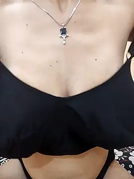 rising_queen - Rising_Queen's free webcam - UK Sex Cams