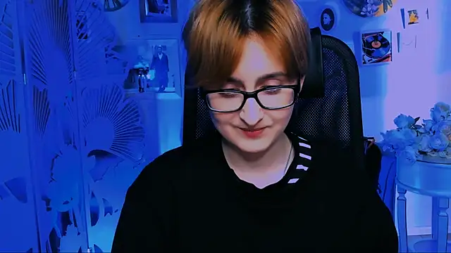 lixeluna - LixeLuna's free webcam - UK Sex Cams