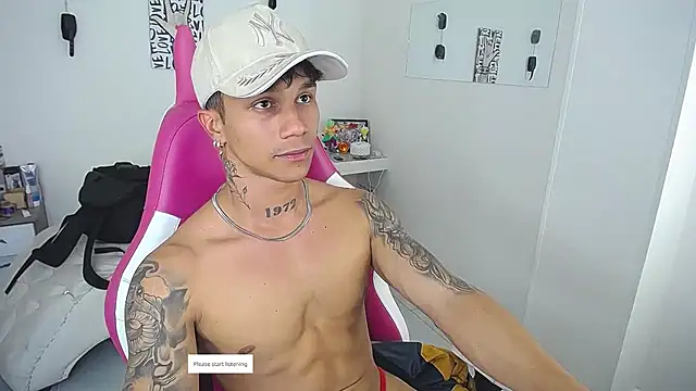 Leonard_Price webcam