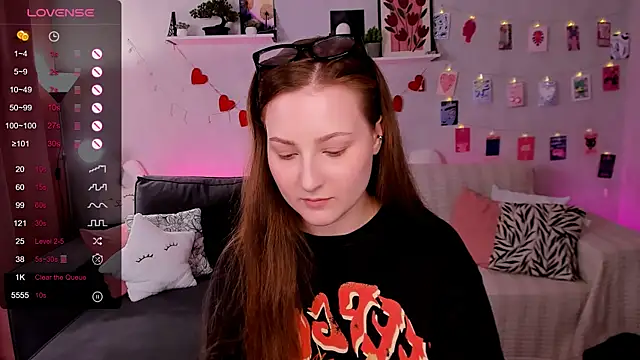 velvet_cherry_ webcam