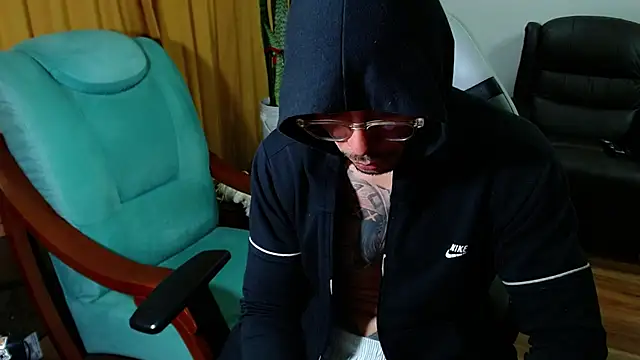 sebastian_horny webcam
