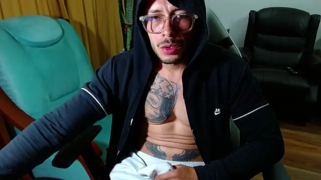 sebastian_horny webcam