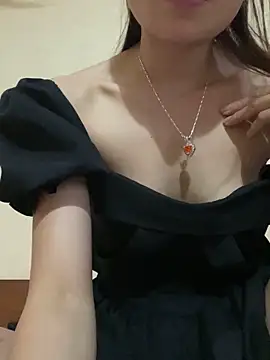 mimi_pussy - Mimi_pussy's free webcam