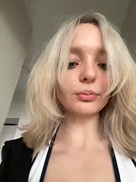 aka_blonde - Aka_Blonde's free webcam - UK Sex Cams