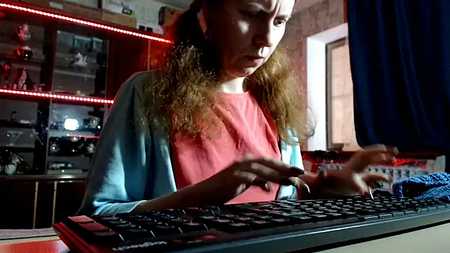 pa1e_pr1ncess - Pa1e_pr1ncess's free webcam - UK Sex Cams