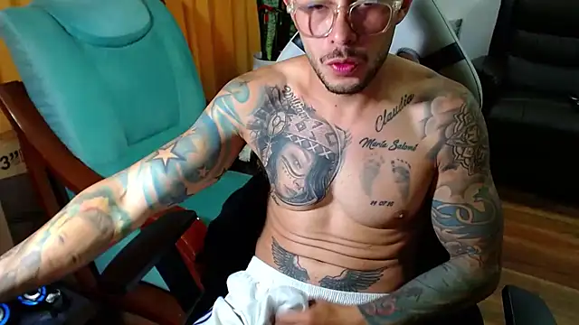 sebastian_horny webcam