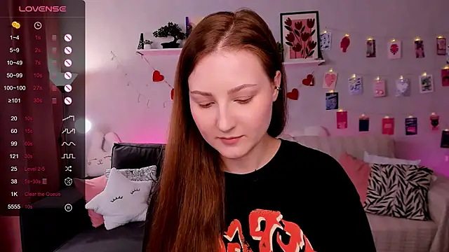 velvet_cherry_ - Velvet_cherry_'s free webcam - UK Sex Cams