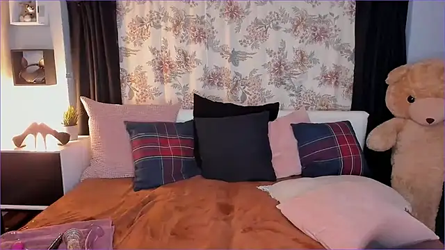 jillianblack - JillianBlack's free webcam - UK Sex Cams