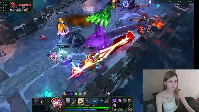 美女whitecat13在线直播