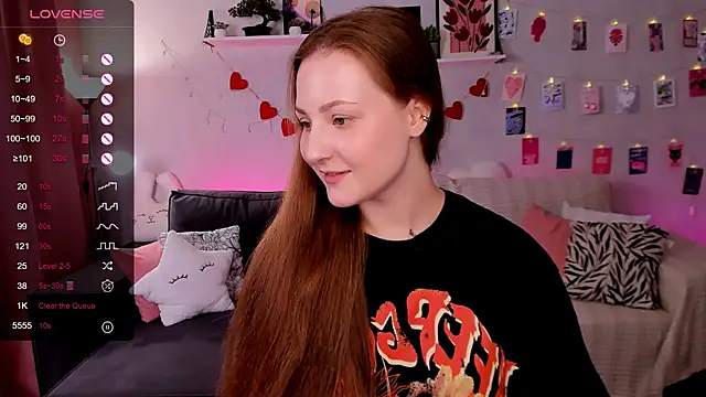 velvet_cherry_ webcam