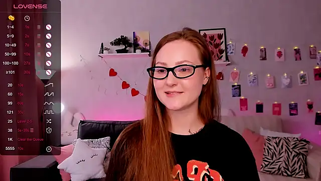 velvet_cherry_ webcam