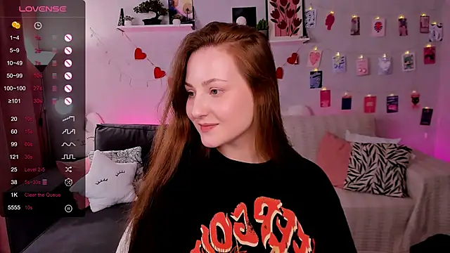 velvet_cherry_ webcam