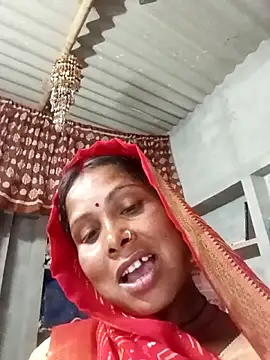 Webcam Model (Shreya_pandit) is live