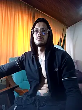 sebastian_horny webcam