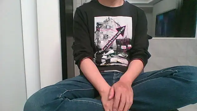 nole_china7 (Ask my age) - talk / fun / cum