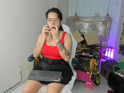 alexa-cooper- webcam