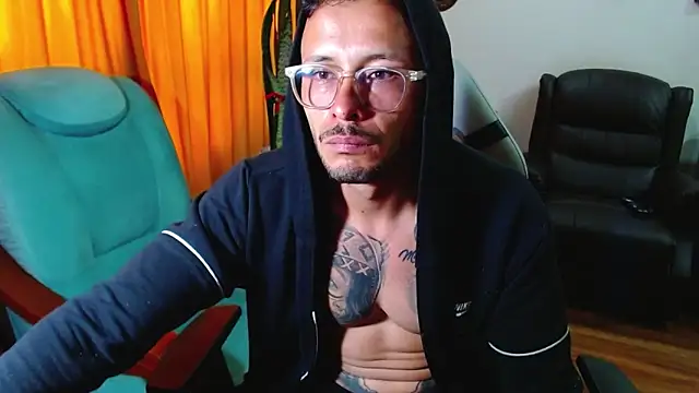 sebastian_horny webcam