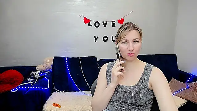 Incredible_Ariela webcam