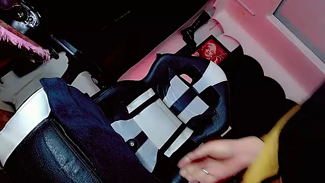 Yareth_Rouss_ webcam