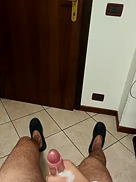 LucifertheGenius webcam