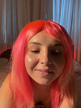 pussypiercingslut webcam