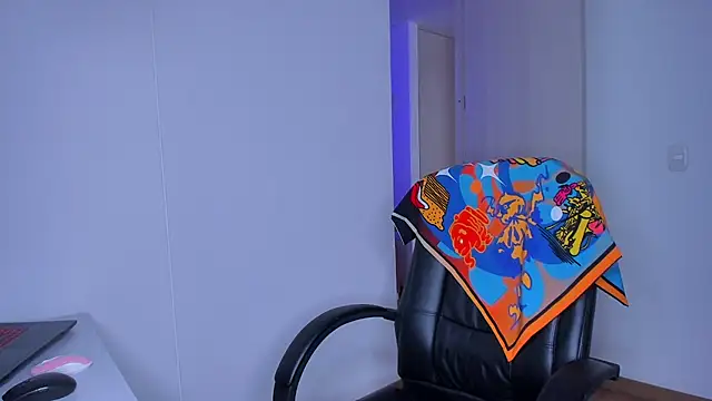 lisegg_ - Lisegg_'s free webcam - UK Sex Cams