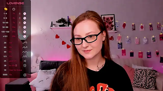 velvet_cherry_ webcam