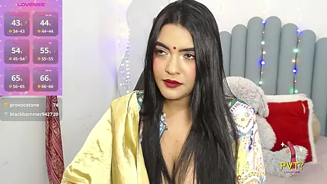 lakshmiraniii webcam