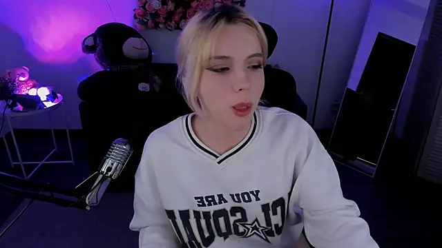 AuroraWrenfield webcam