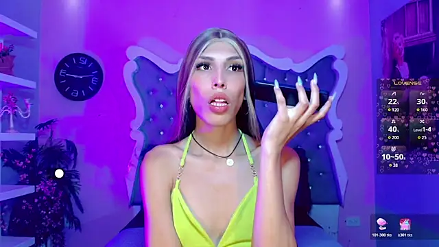 Honey_Moontsts webcam