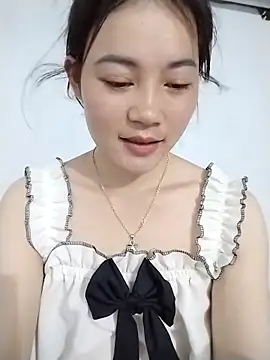 little-green-sprout webcam