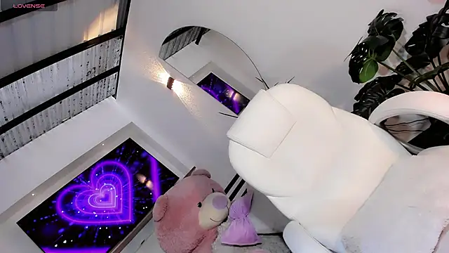 Valentiina_Foxx webcam