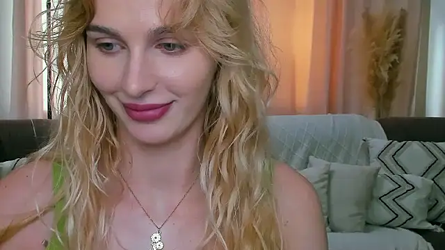 blonde__flirt webcam
