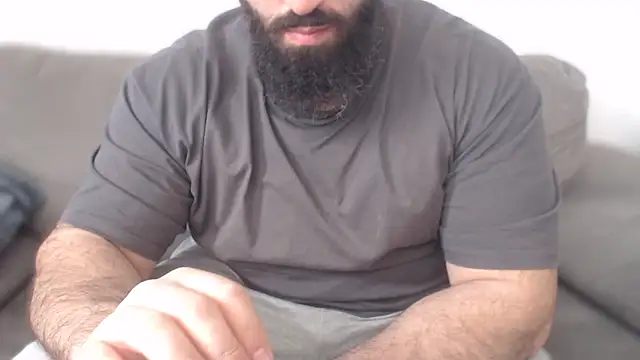 hugemachohandsome webcam