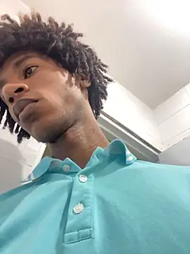 julexsw (M young) - Completely naked 🔥