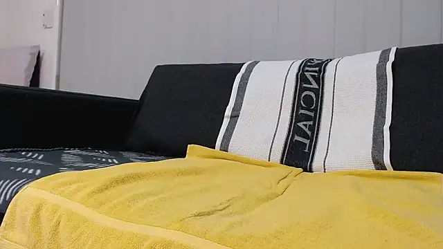 lilchristian@xh webcam