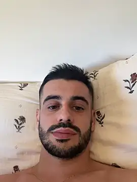 Carl242000's live cam