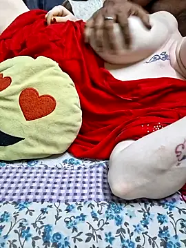 Indian_Coupl3 webcam