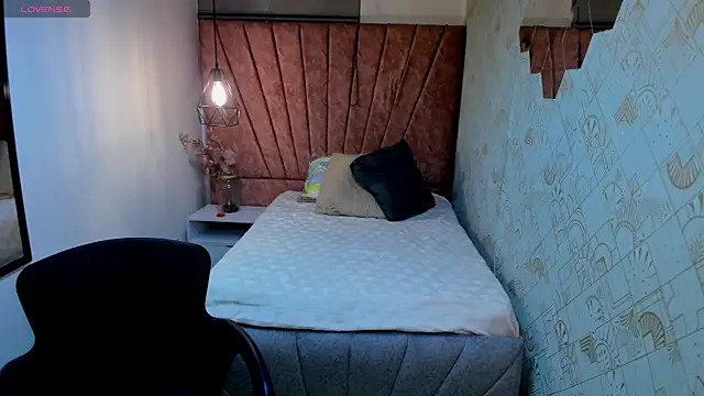 Zoe__Taylor__ webcam