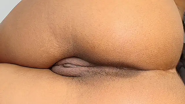 mollyrivera - Mollyrivera's free webcam - UK Sex Cams