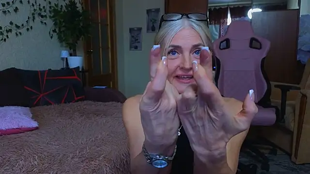 amelia_blondy webcam