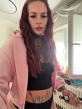 AileenInkOfficial webcam