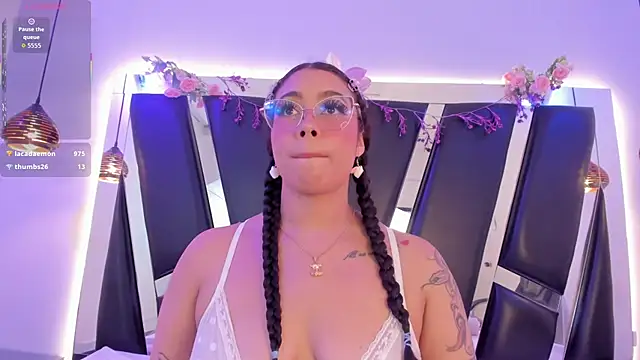 antonelllepiercee webcam