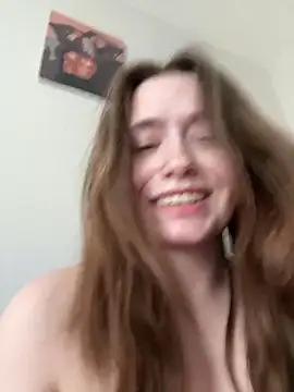 Sabrina_shells webcam