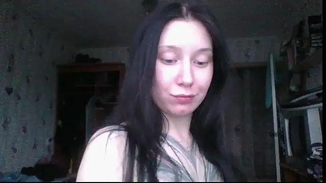 RussNocturnal webcam