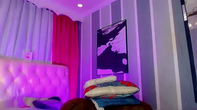 Julia_Bulette1 webcam