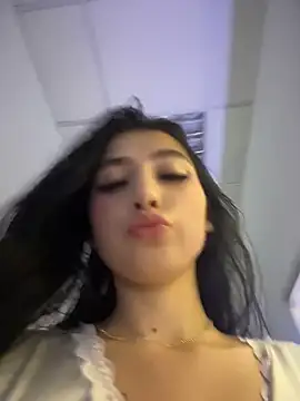 BadLilAngelXXX webcam