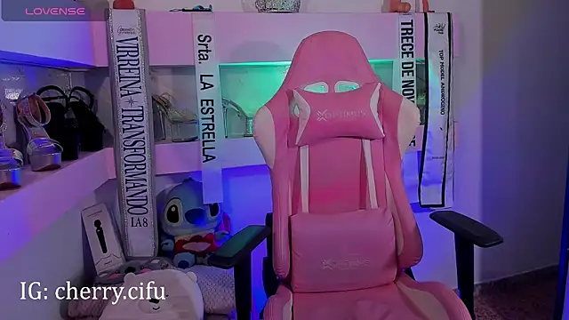 CherrySeraphine1 webcam