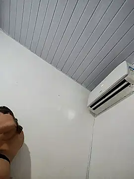 YoungHornyTwo webcam